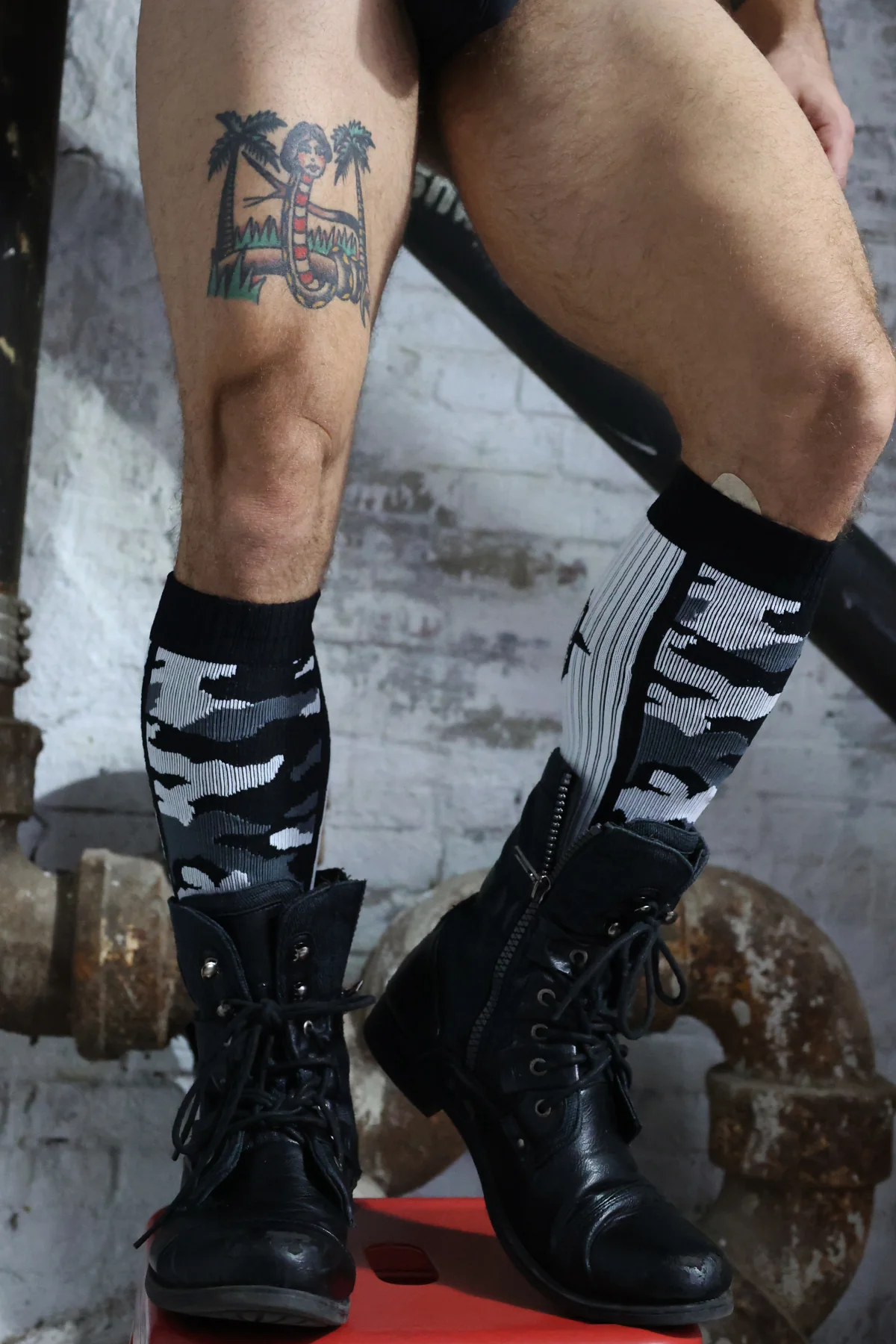 Breedwell Neo Camo Socks - Image 4