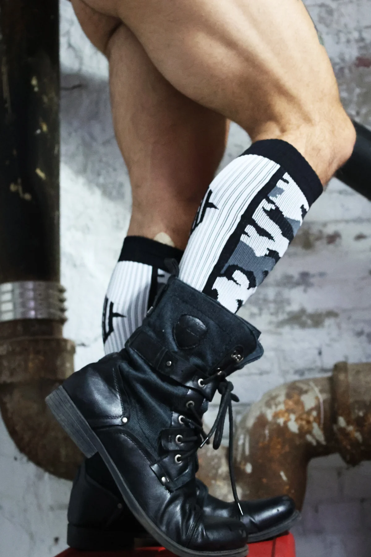 Breedwell Neo Camo Socks - Image 5