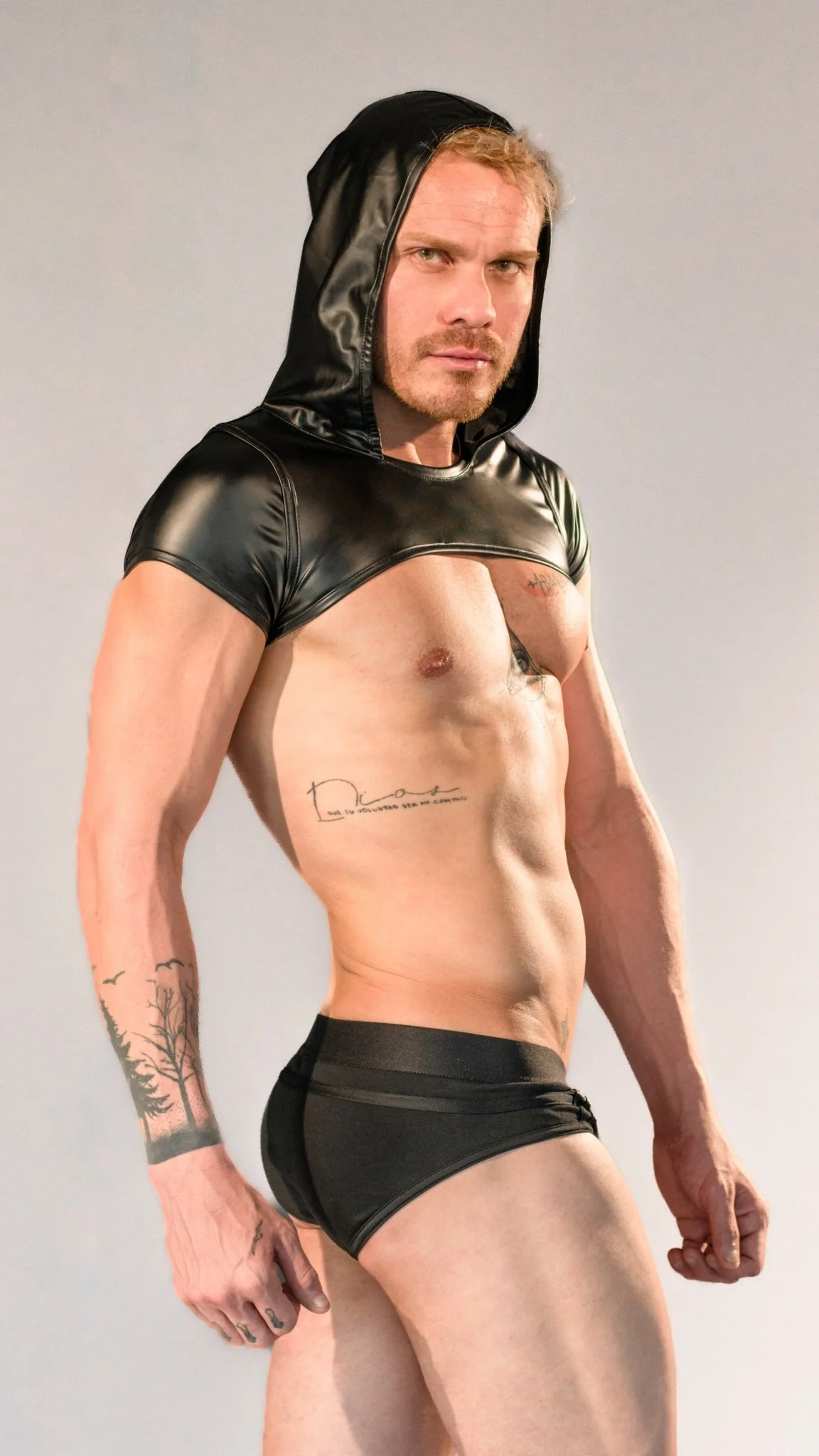 Dale Mas Rebel Crop Top Hoodie - Image 5