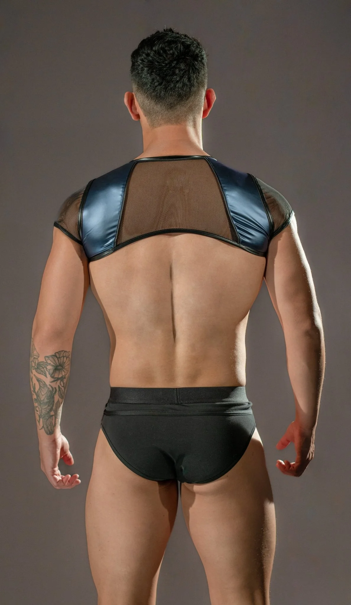 Dale Mas Sleeveless Rebel Crop Top - Image 3