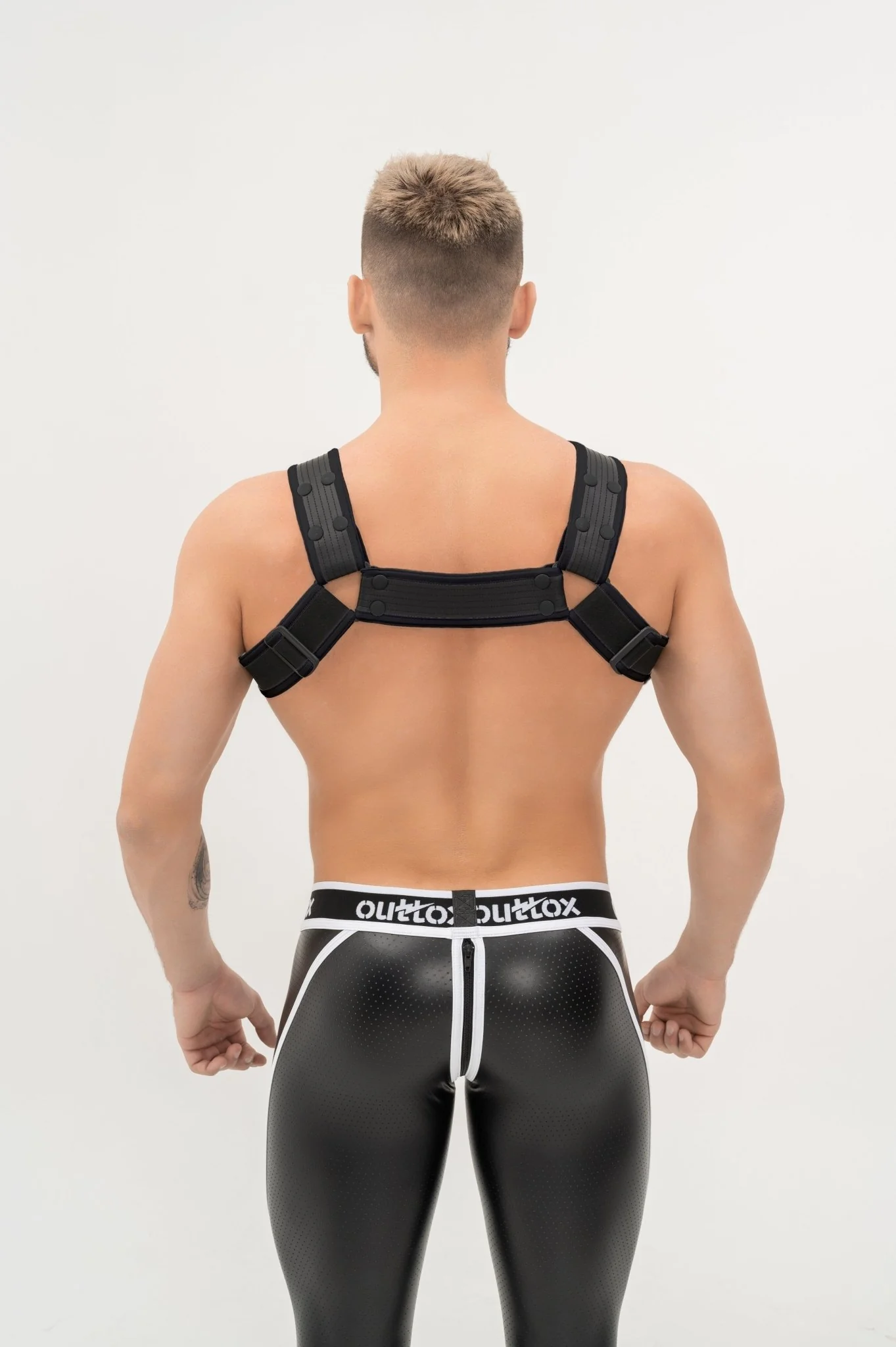 Outtox Bulldog Harness with C-Ring and Snaps - Image 8